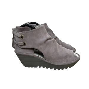 FLY LONDON 'YAME' WOMENS SZ 38 TAUPE SUEDE BOOTS SHOES SANDALS WEDGES